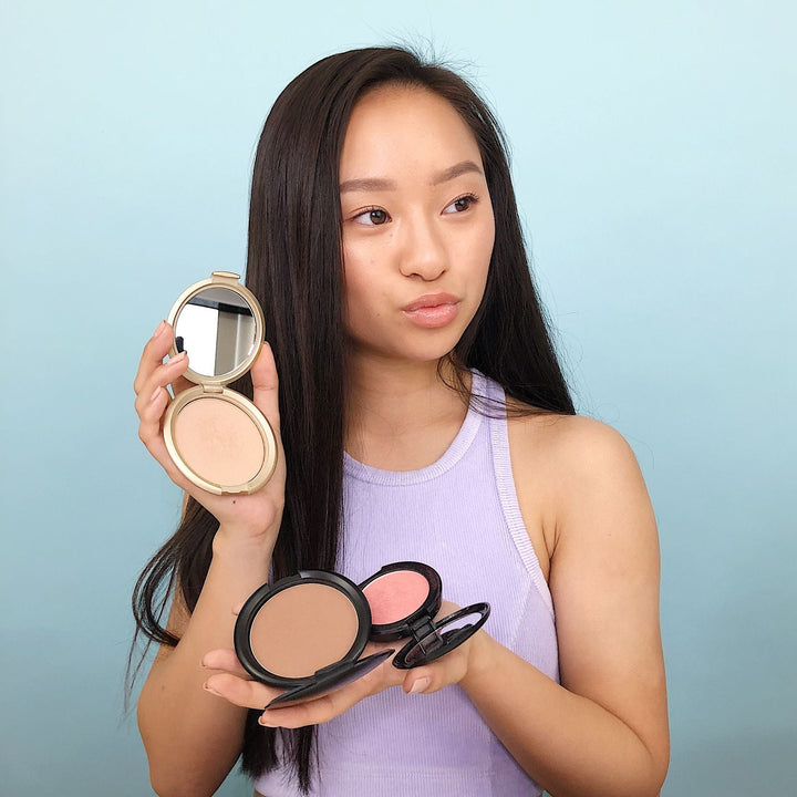 The Ultimate Guide For Wearing Bronzer